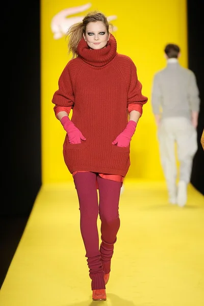 Look 13